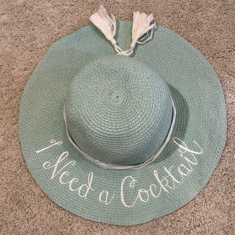 Cute floppy sun hat! Light blue